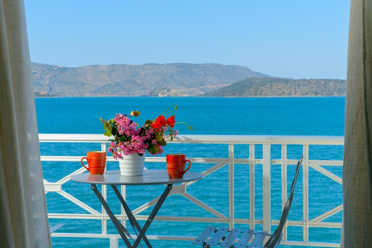 Margarita'S Seafront Luxury Apartment Elounda  Bagian luar foto